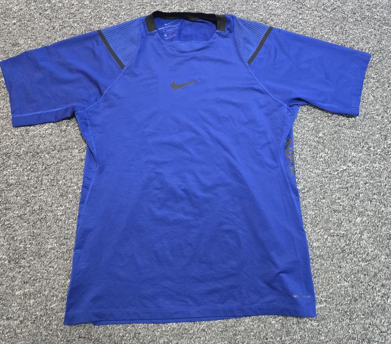 Nike pro тениска L размер