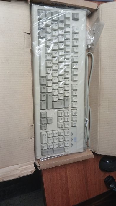 Клавиатура  IBM.