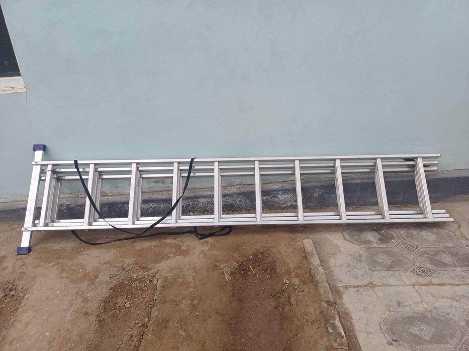 Лестница, стремянка аренда