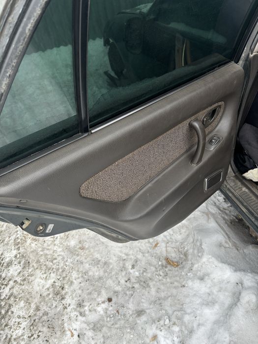 Комплект дверных карт galant