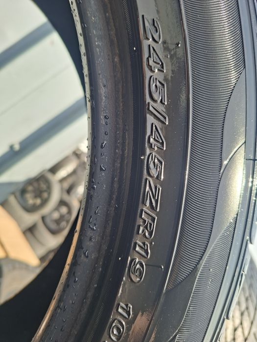 245/45/19 Neksen  Mers BMW