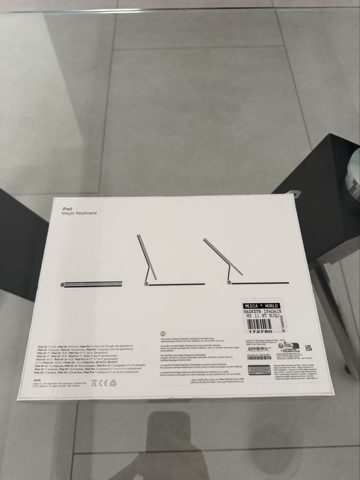 Tastatura / Husa Apple iPad Air 11 Magic Keyboard • NOUA / SIGILATA •