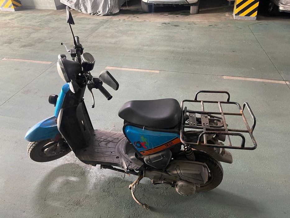 Продам скутер мопед 125 куб