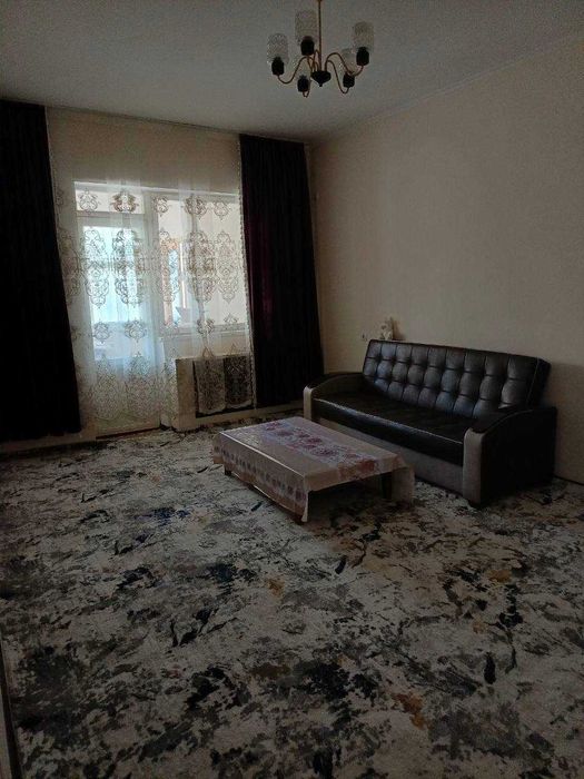 3-х комнатная,12 квартал Учтепа, банковская- 100м2