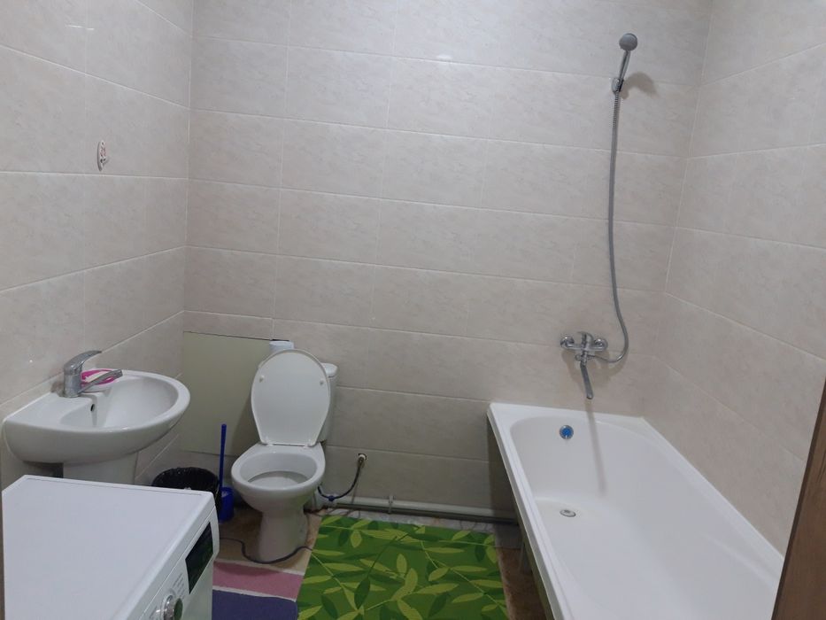 16 этажлы дом, 8-этаж, 2 комнаталы квартира сатылады