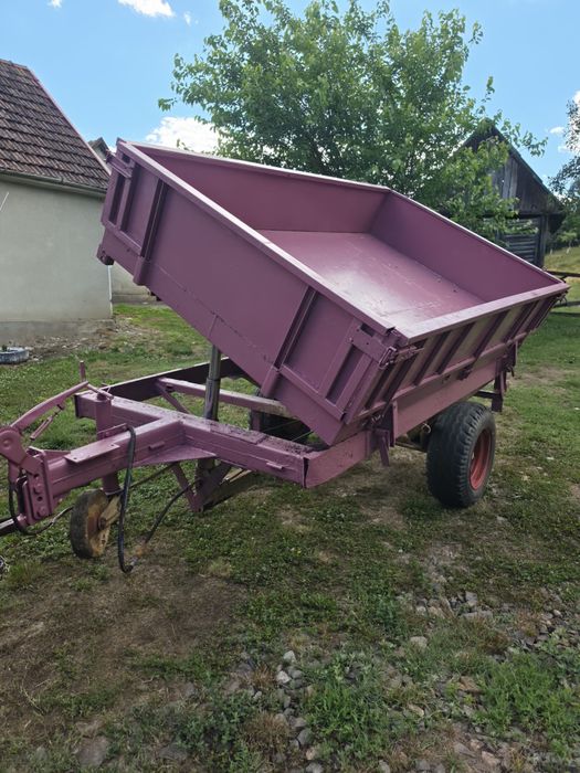 Vand remorca tractor basculabila