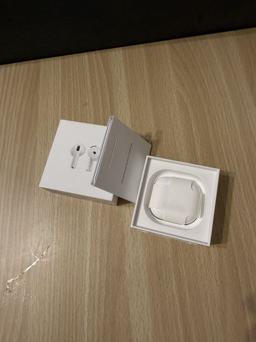 Новый AirPods 4 (эйрподс 4)
