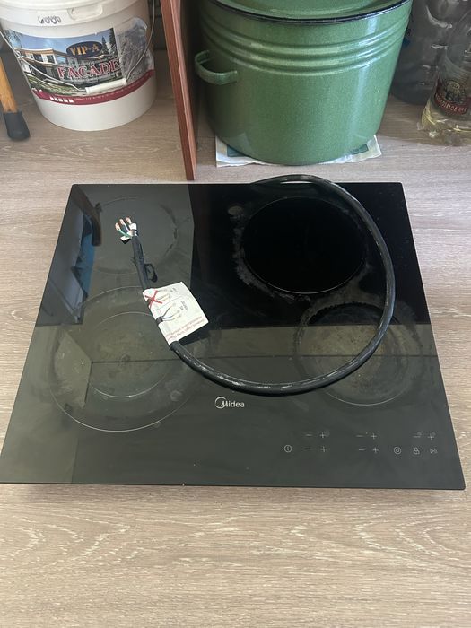 Электро плитка Мидея  сост отлично