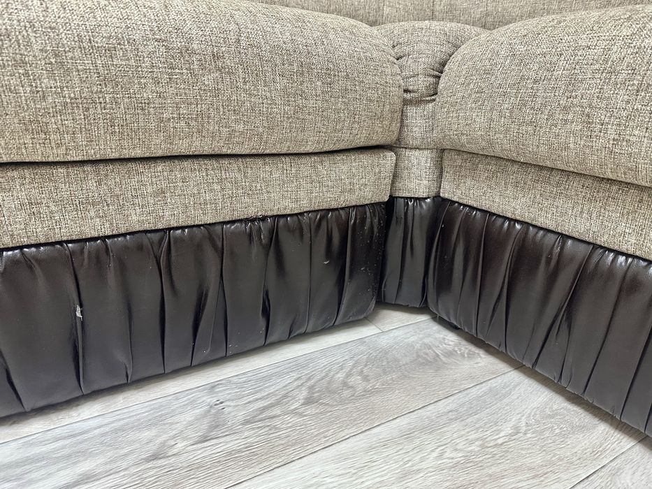 Продам диван угловой