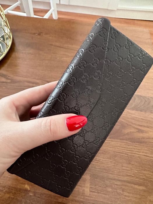 Оригинални очила GUCCI + калъф и пълен комплект – отлично състояние