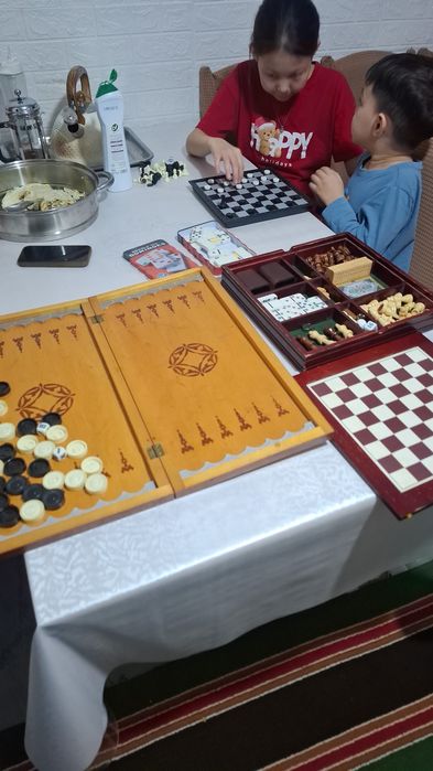 Продам шахматы и нарды