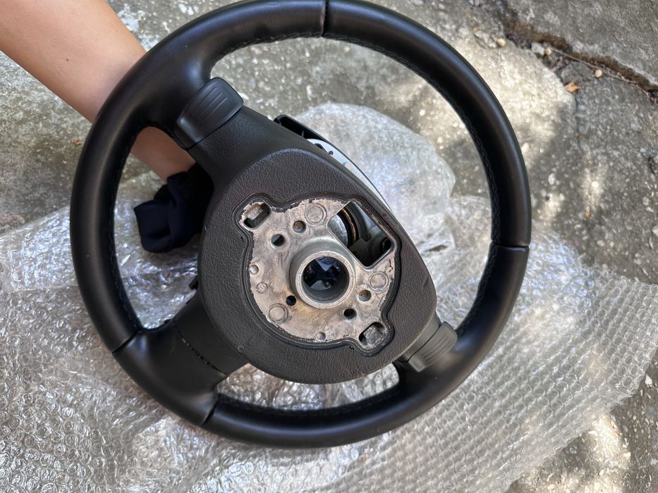 Волан с аербег и пера за Тигуан,Туаран,Голф и др