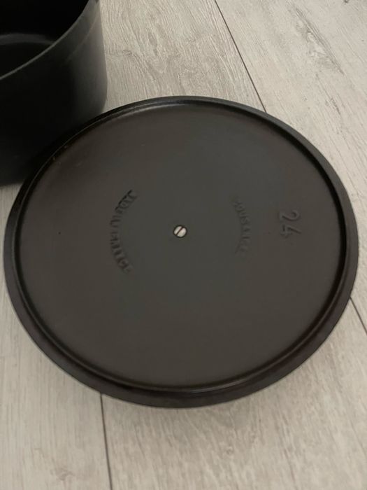 Oala fonta Cousances/ Le Creuset 24