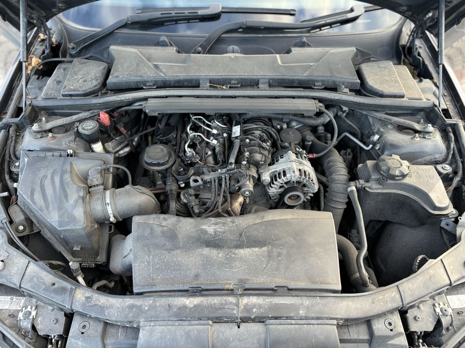 Dezmembrez bmw e90 M pachet