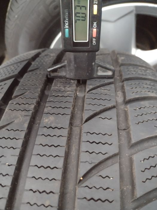 Перфектни 2бр.215/55/16 Томкет Дот 3921