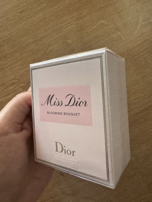 Продам духи Miss Dior Blooming Bouquet