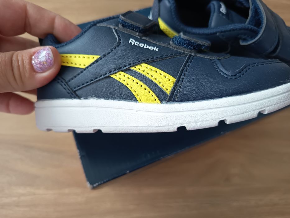 Adidasi noi copiii Reebok