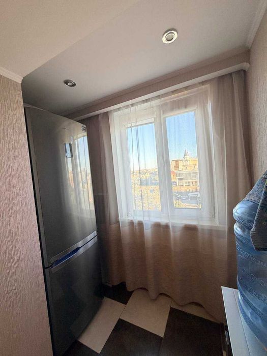 Продажа 2-комнатной квартиры бородина 107