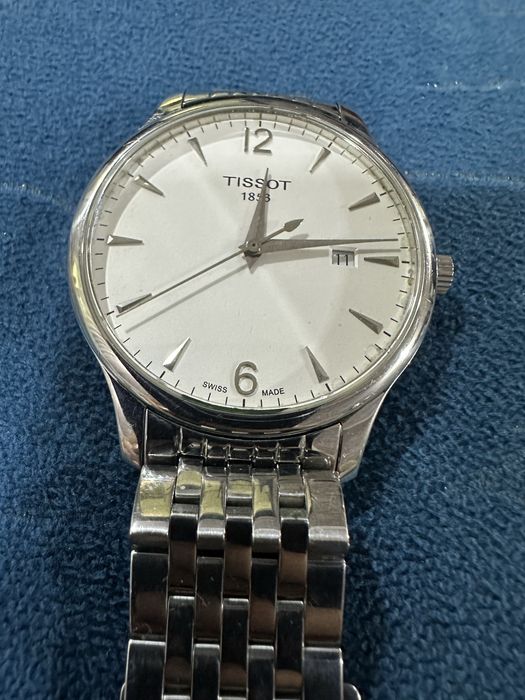 Продам наручные часы Tissot