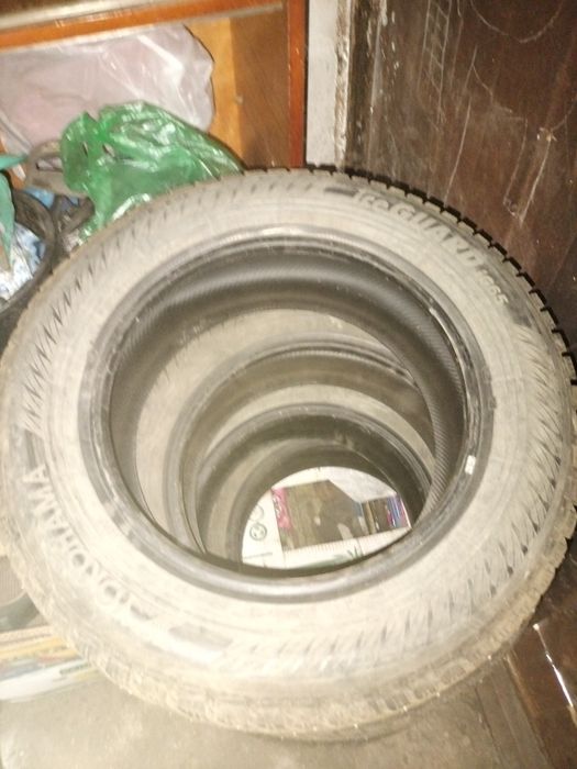 Продам зимнюю резину