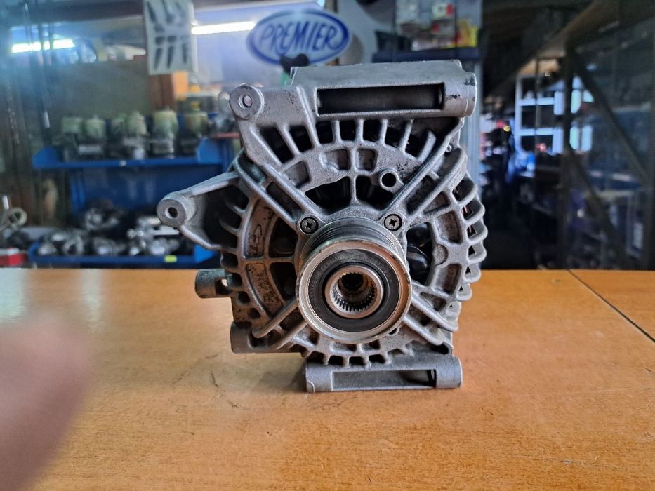Alternator Mercedes E200 E280 E320 CDi