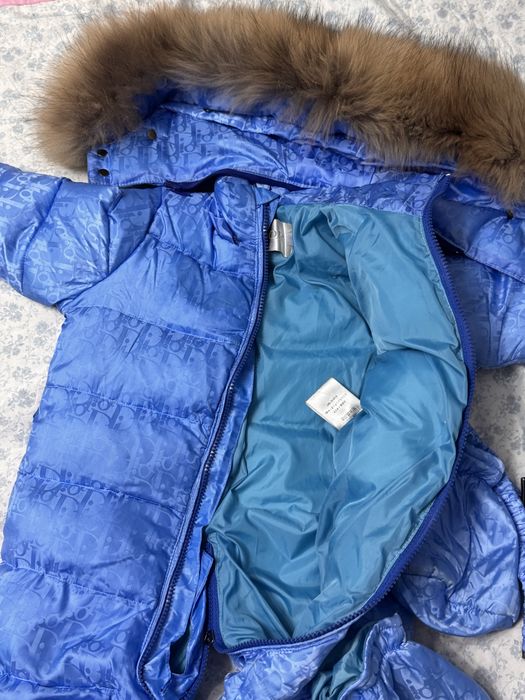 два комбинезона для детей