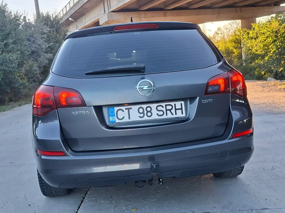 OPEL Astra 2011 — imagine 5