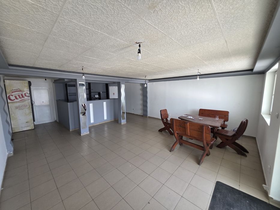 Inchiriez spatiu comercial/depozit