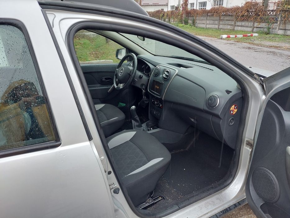 Dezmembrez Sandero stepway 2015 1.5 dci cu aer conditionat