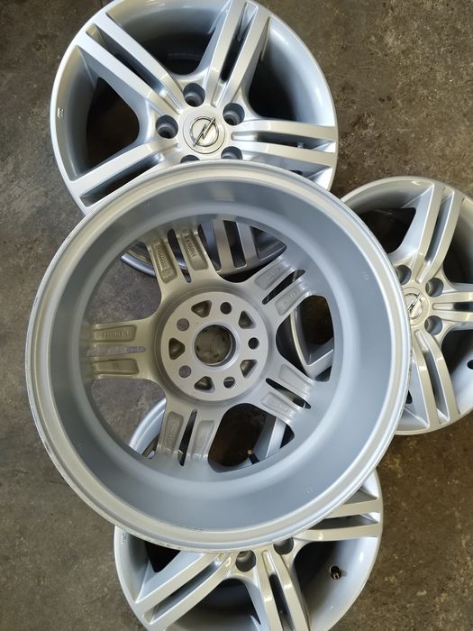 15'' Opel Astra K 5x105 Алуминиеви Джанти Опел Астра
