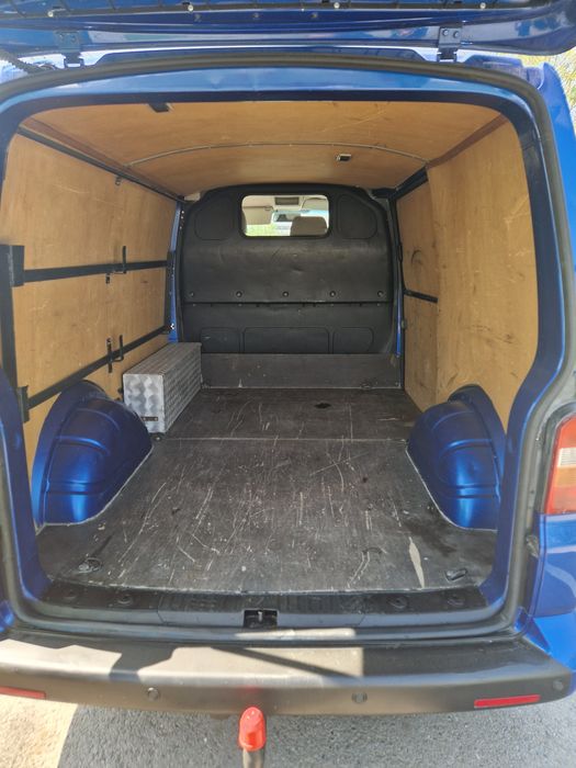 Dezmembrez t5 2.5 axd axe bnz