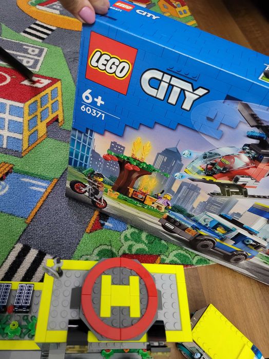 Lego city Centru pentru vehicule de urgență