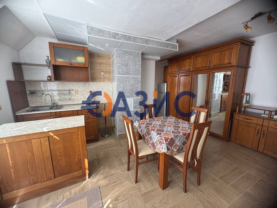 Продава се Двустаен апартамент в Несебър - 64 кв.м за 1304 €/кв.м - Снимка #1