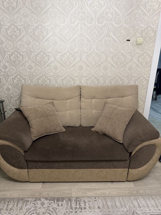 Отдам диваны кресла и шкаф