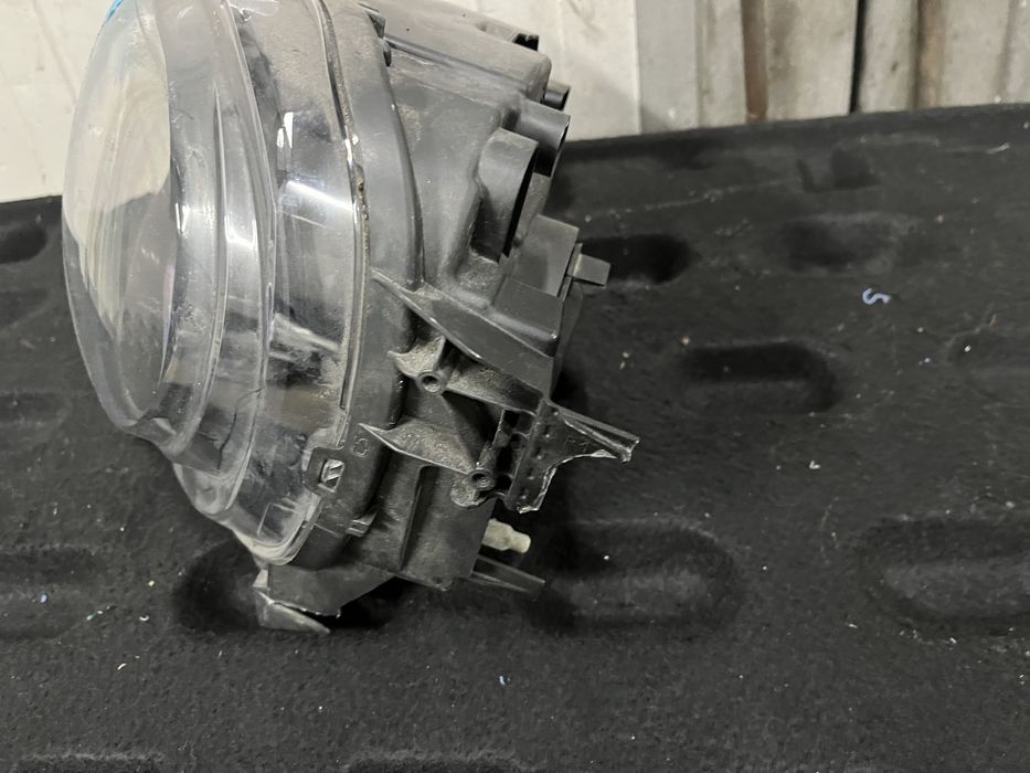 Фар Citroen C3 2017 ляв и десен