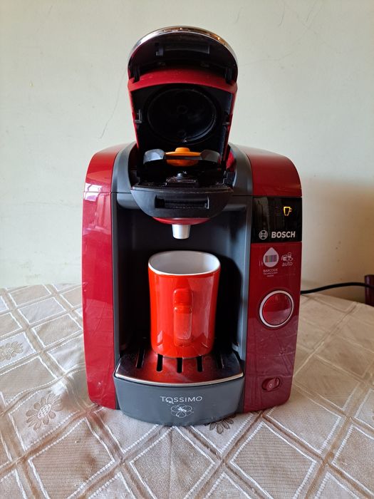 Еспресо кафе машина BOSCH с капсули.1,4 литра