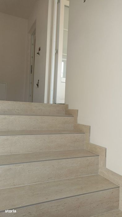 Casa nou cu etaj zona Pensiunii Bianca