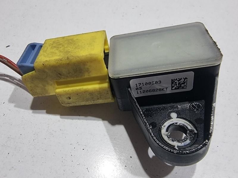 Senzor impact Volkswagen Passat CC 5N0959354
