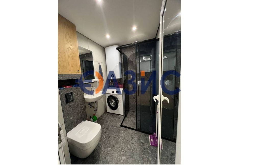 Продава се Двустаен апартамент в к.к. Слънчев бряг - 50 кв.м за 1010 €/кв.м - Снимка #8