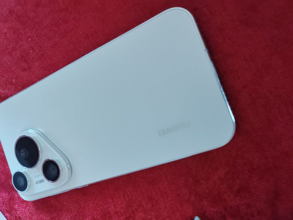 Huawei pura 70 white