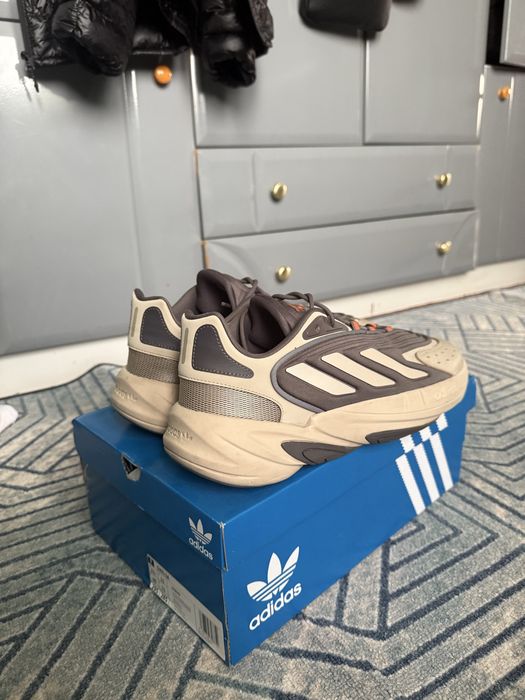 Adidas ozelia | 11 UK размер