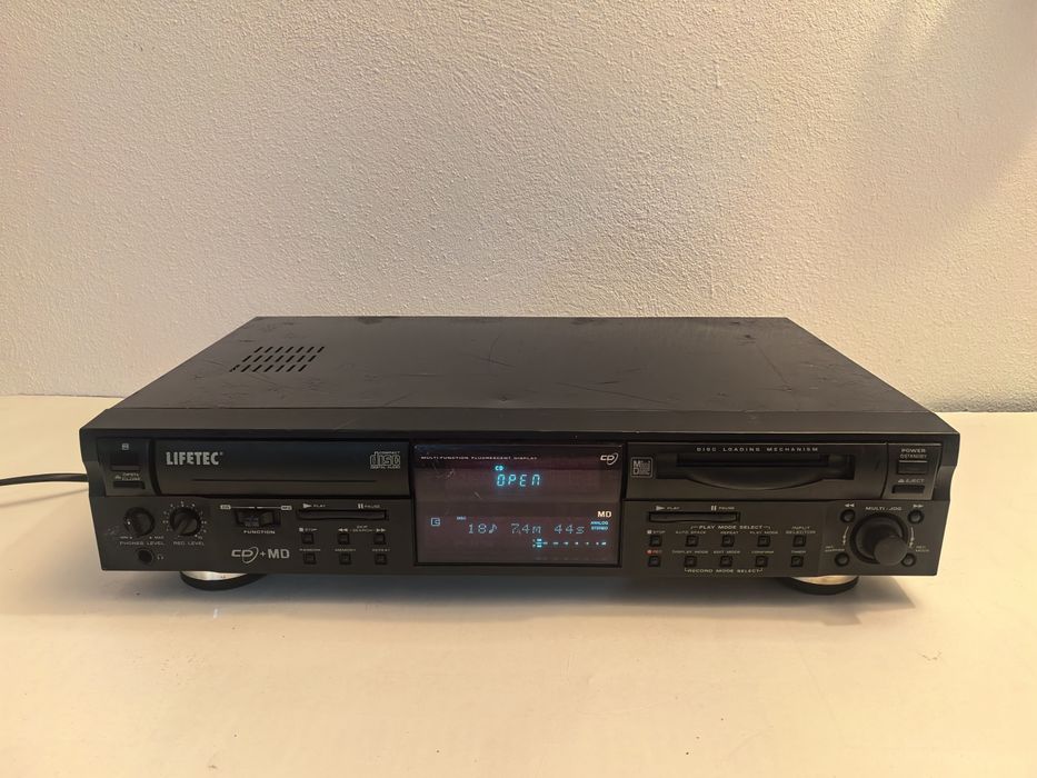 Minidisc CD player Lifetec LT 8964 cu defect