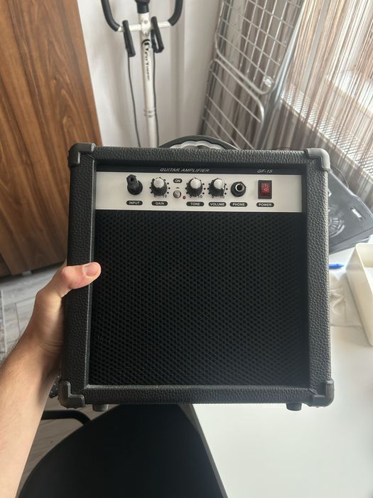 Chitară electrică RockTile