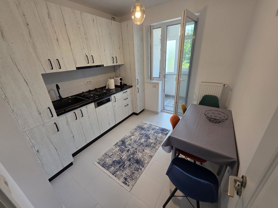 Închiriez apartament 2 camere Pitești Arena