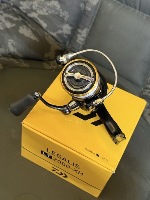 Mulineta daiwa 2000XH