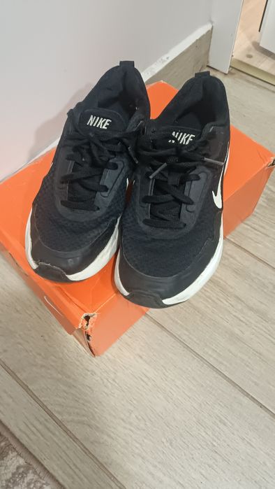 Оригинални Маратонки NIKE 37.5