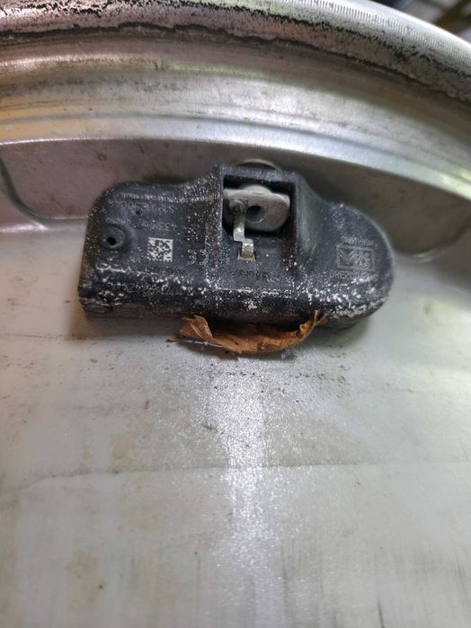 Jante Aliaj 5x108 17'' OEM Peugeot 308 407 508 3008 - 7J ET 48 !