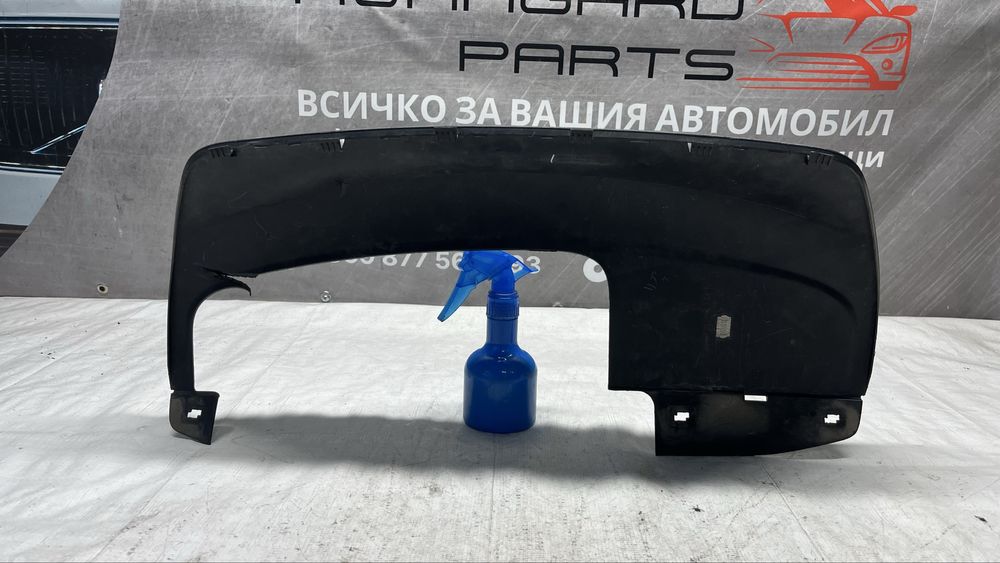 Land Rover Range Rover Velar L560 част от задна броня