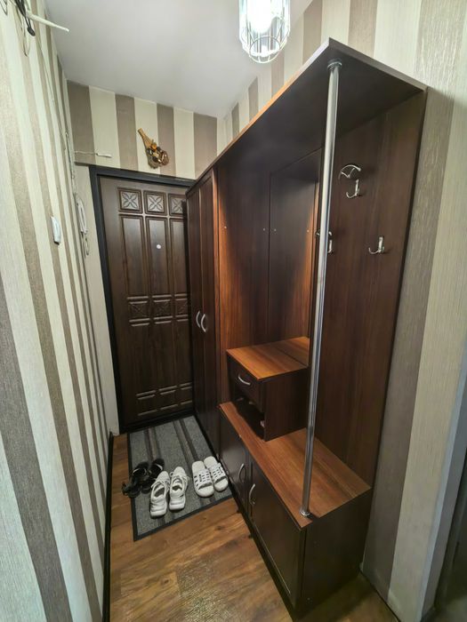 Шкаф для прихожей