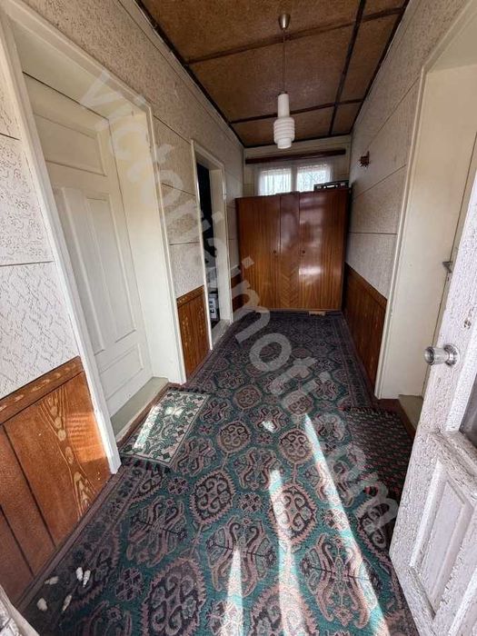 Двуетажна къща в с. Самоводене